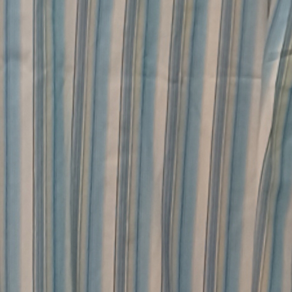 GAP Men's Striped Shirt Size XL - Picture 4 of 6